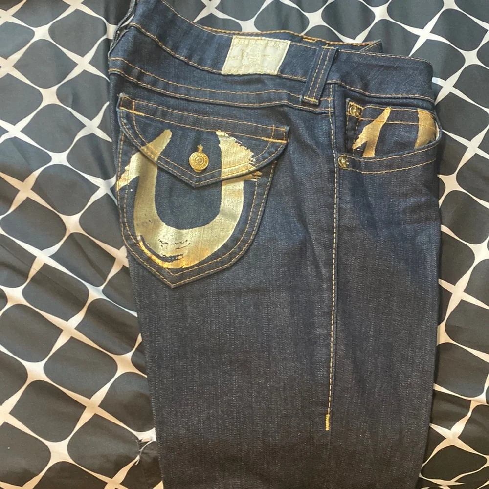 Blue Jean - Picture 1 of 1